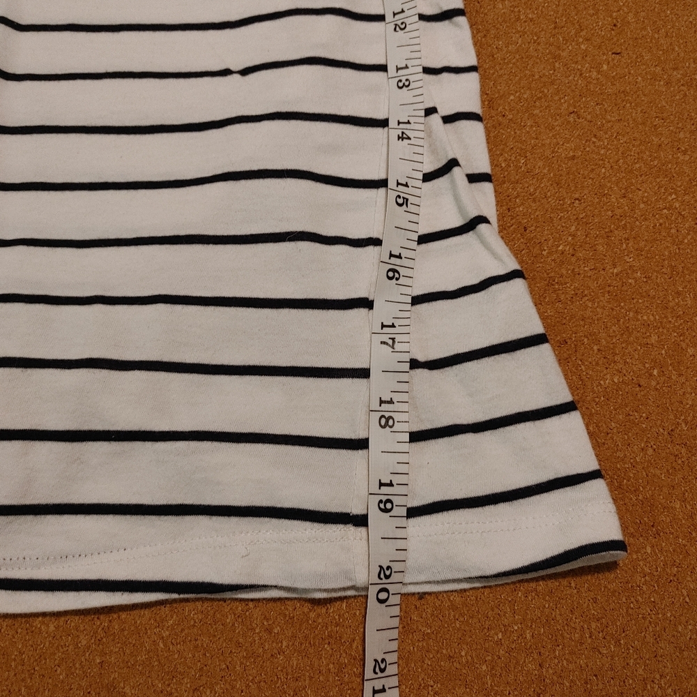 Forever 21 Black And White Striped Shirt With A Peter Pan Collar M - Picture 6 of 7